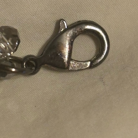 Vintage Chic Silver and Gray Gemstone Bracelet - Picture 13 of 16